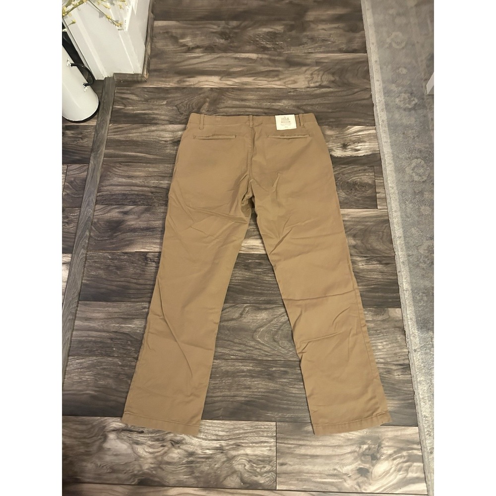 Gap Khakis Chino Pants Lived In Straight Stretch Mens 33x30 NWT 570 - Picture 3 of 8
